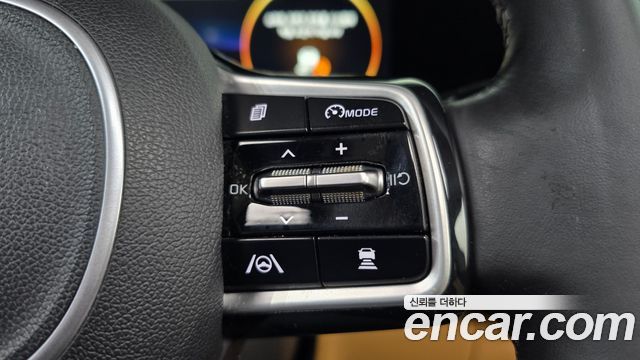 Kia Canival 2022 — photo 23