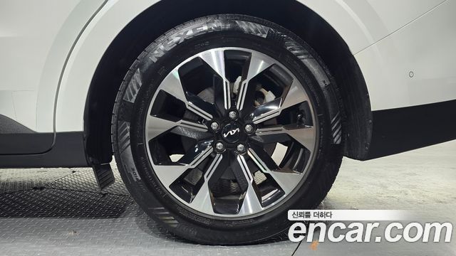 Kia Canival 2022 — photo 7
