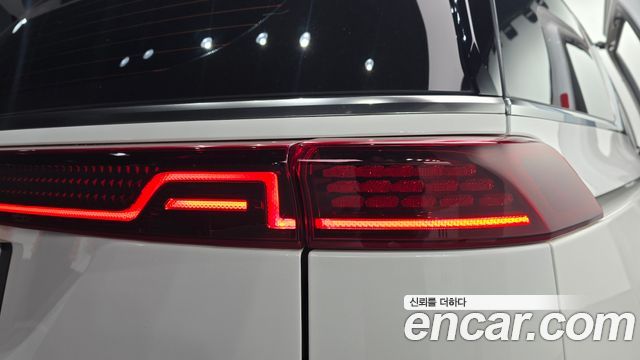 Kia Canival 2022 — photo 9