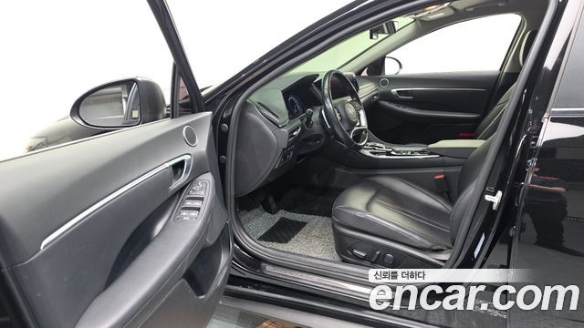 Hyundai Sonata 2021 — photo 13