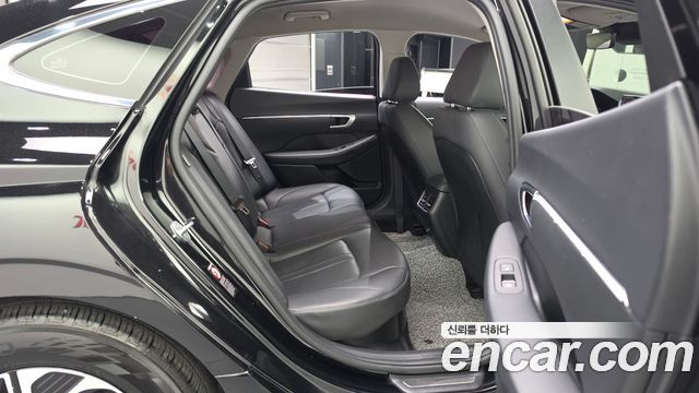 Hyundai Sonata 2021 — photo 18