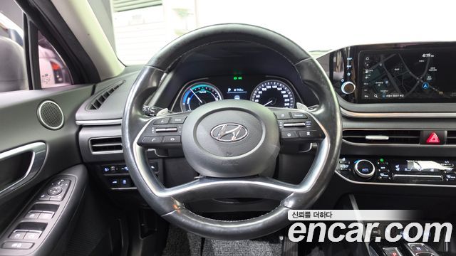Hyundai Sonata 2021 — photo 19