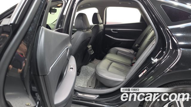 Hyundai Sonata 2021 — photo 16