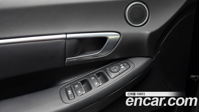 Hyundai Sonata 2021 — photo 27
