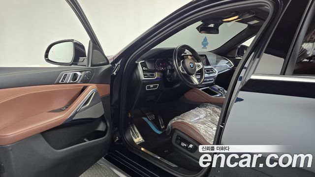 BMW X6 2021 — photo 13