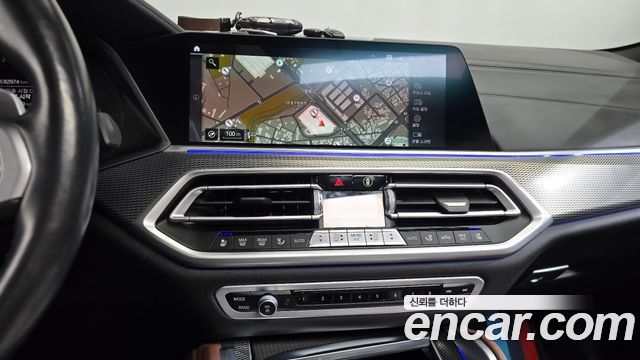 BMW X6 2021 — photo 19