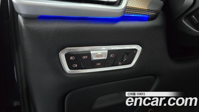 BMW X6 2021 — photo 25