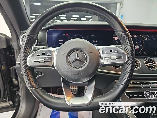 Mercedes-Benz E-Class 2020 — photo 9