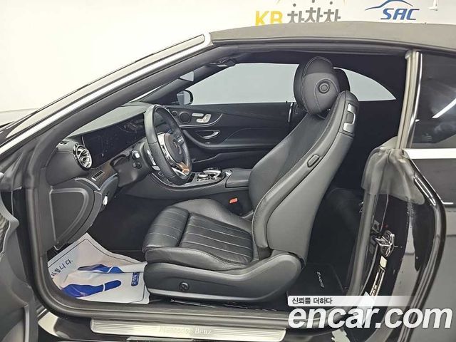 Mercedes-Benz E-Class 2020 — photo 11