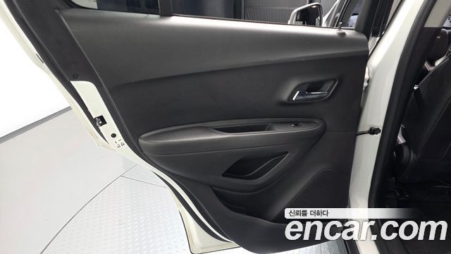 Chevrolet Korea Trax 2019 — photo 15