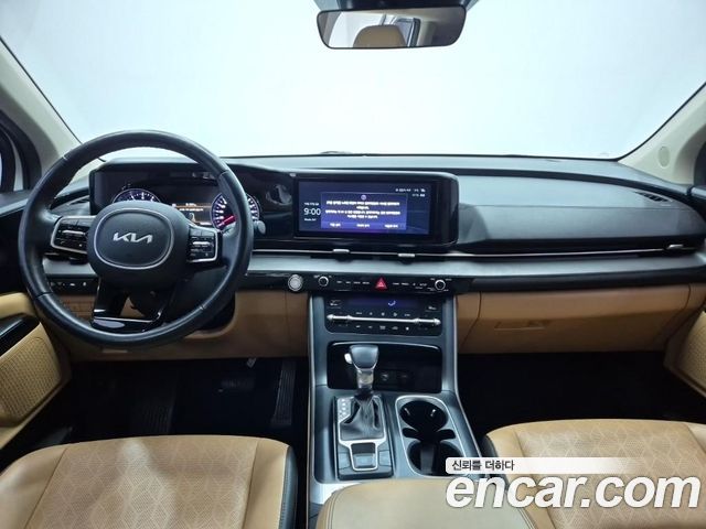 Kia Canival 2023 — photo 7