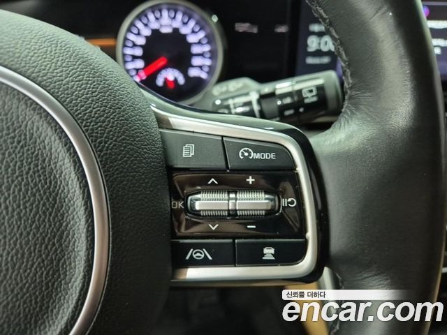 Kia Canival 2023 — photo 15