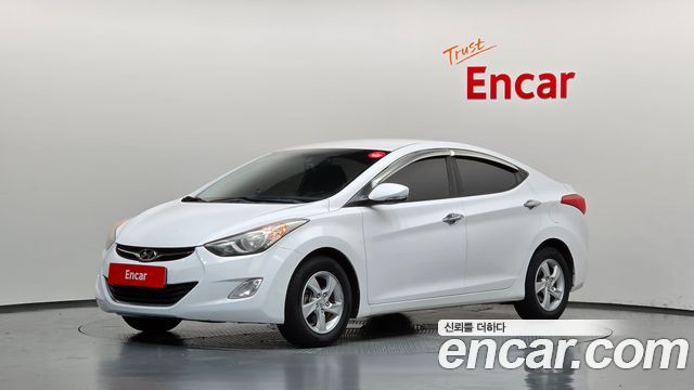 Hyundai AVANTE 2013 — photo 1