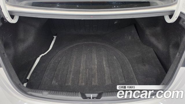 Hyundai AVANTE 2013 — photo 23
