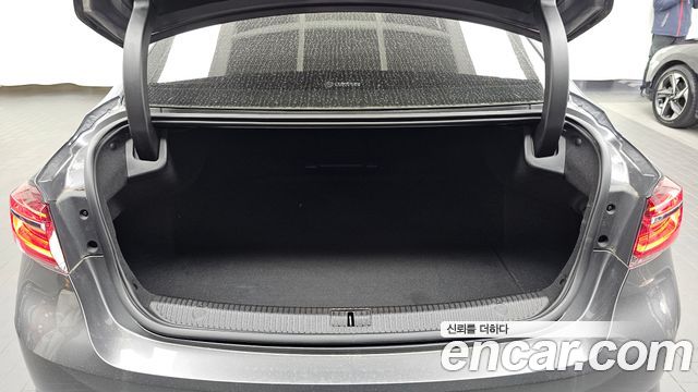 Renault Korea SM6 2021 — photo 26