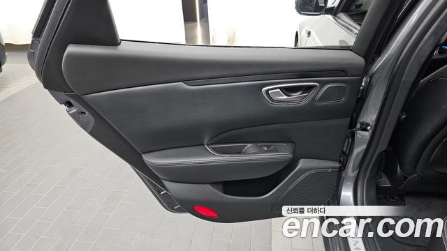 Renault Korea SM6 2021 — photo 15