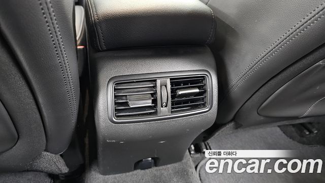 Renault Korea SM6 2021 — photo 33