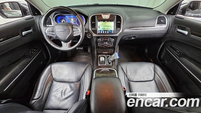 Chrysler 300C 2017 — photo 7
