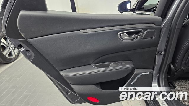 Renault Korea SM6 2020 — photo 15