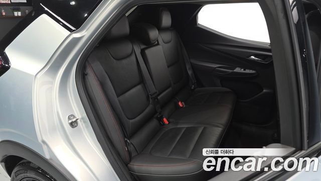 Chevrolet Korea 볼트 EUV 2023 — photo 18