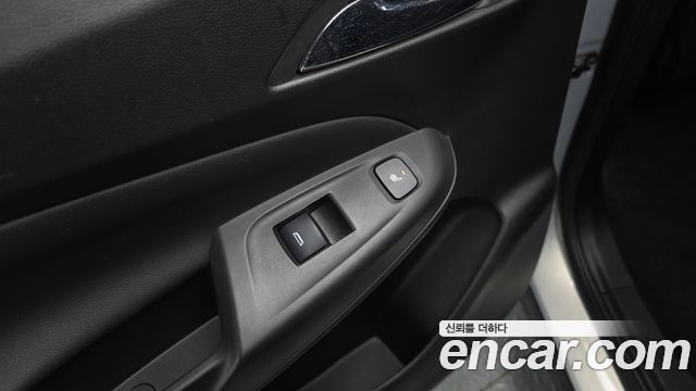 Chevrolet Korea 볼트 EUV 2023 — photo 28