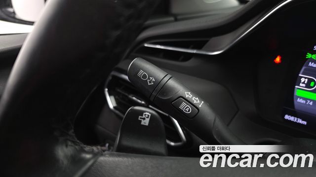 Chevrolet Korea 볼트 EUV 2023 — photo 29