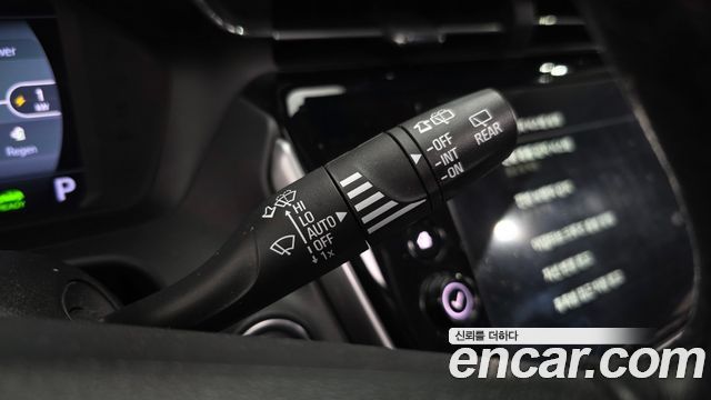 Chevrolet Korea 볼트 EUV 2023 — photo 31