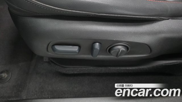 Chevrolet Korea 볼트 EUV 2023 — photo 33
