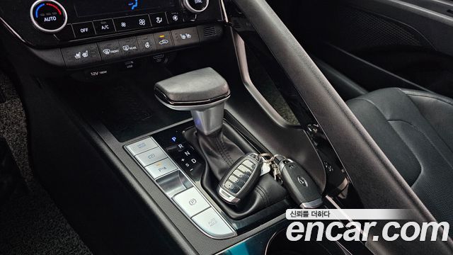 Hyundai AVANTE 2021 — photo 12