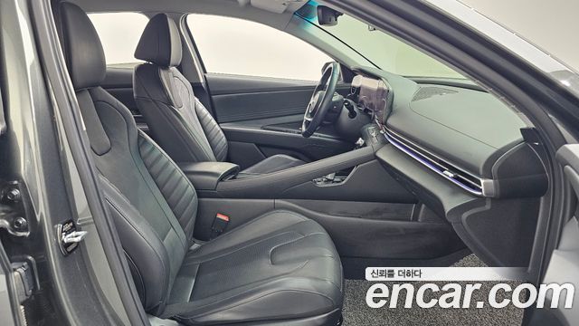 Hyundai AVANTE 2021 — photo 17