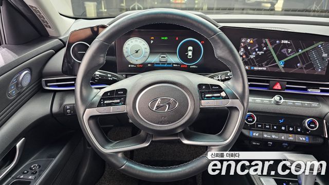 Hyundai AVANTE 2021 — photo 19