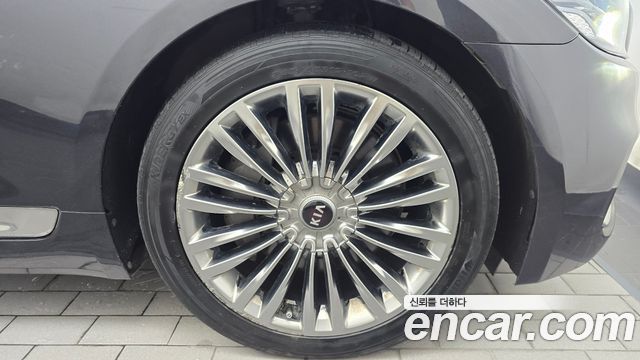 Kia K9 2019 — photo 7