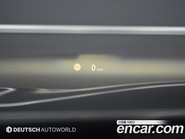 BMW 7-Series 2015 — photo 17