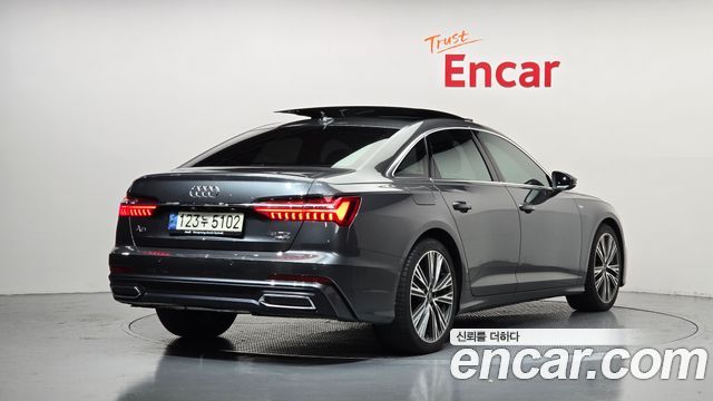 Audi A6 2022 — photo 2