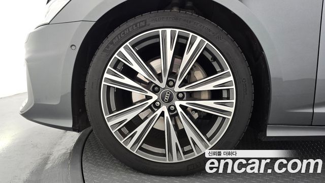 Audi A6 2022 — photo 5