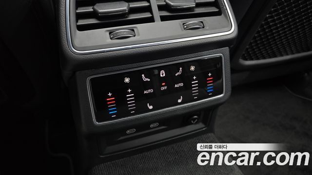 Audi A6 2022 — photo 19