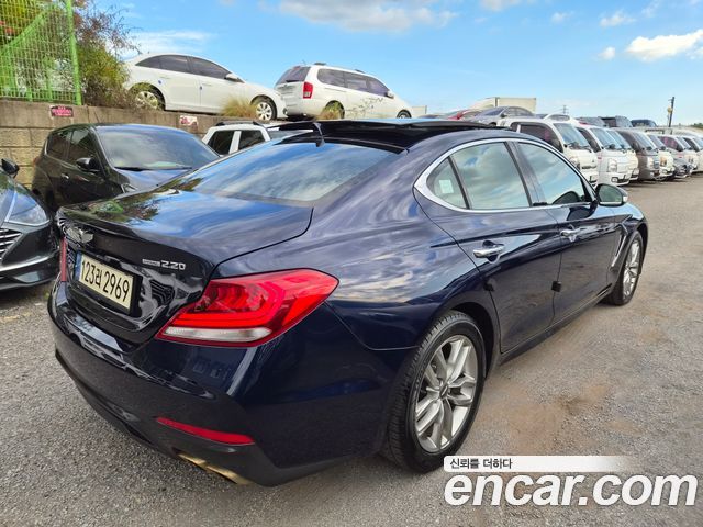 Genesis G70 2018 — photo 3