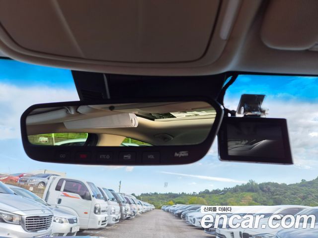 Genesis G70 2018 — photo 14