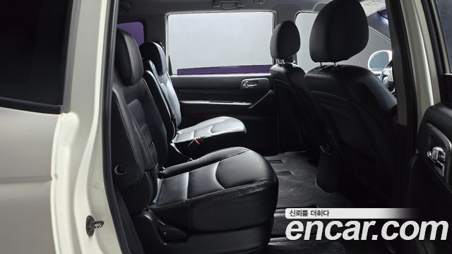 KG Mobility KORANDO 2019 — photo 17
