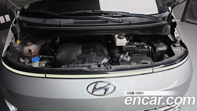Hyundai Staria 2022 — photo 6