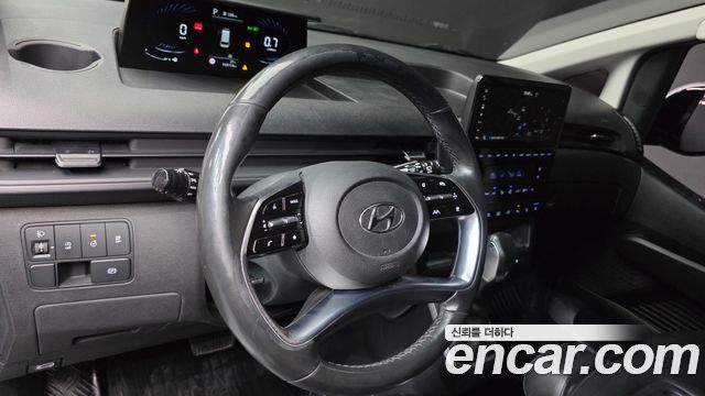 Hyundai Staria 2022 — photo 12