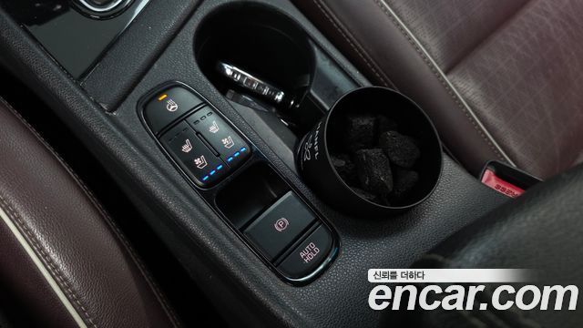 Kia Niro 2020 — photo 23