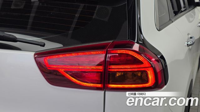 Kia Niro 2020 — photo 9