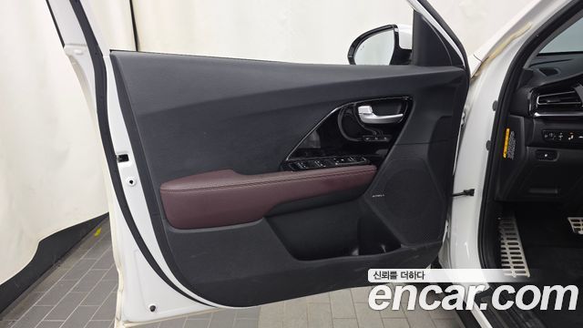 Kia Niro 2020 — photo 14