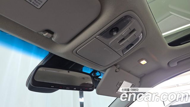 Kia Niro 2020 — photo 27