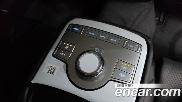 Genesis G80 2025 — photo 24