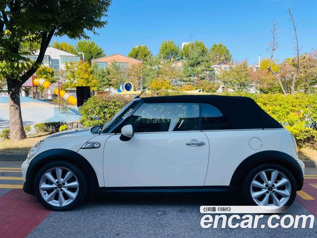 Mini Cooper Convertible 2012 — photo 3