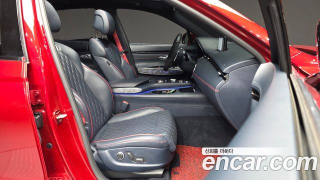 Genesis GV70 2021 — photo 11