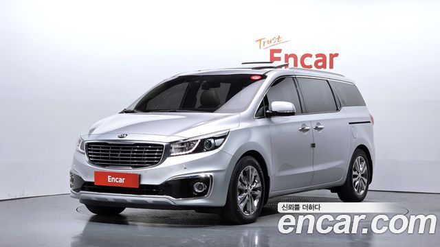 Kia Canival 2016 — photo 1