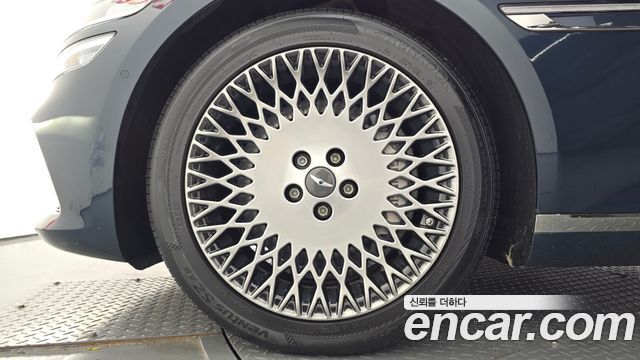 Genesis G80 2022 — photo 5